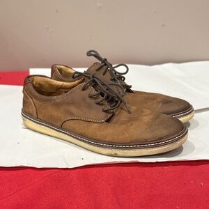 Classic Brown Leather Lace-Up Oxfords